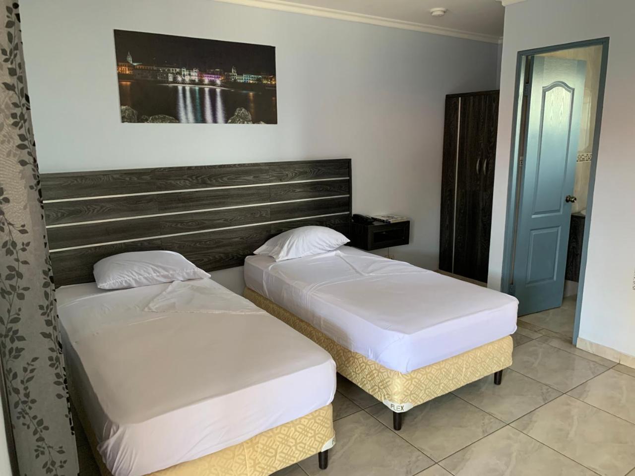 Residencial Aguadulce Hotel Aguadulce  Eksteriør billede